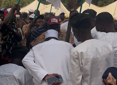 mot with bayo adelbu